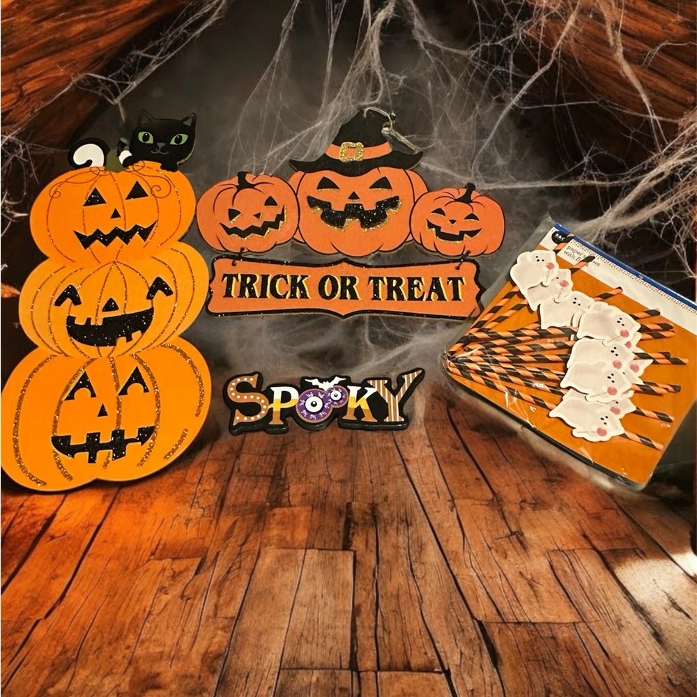 Three piece Halloween bundle
